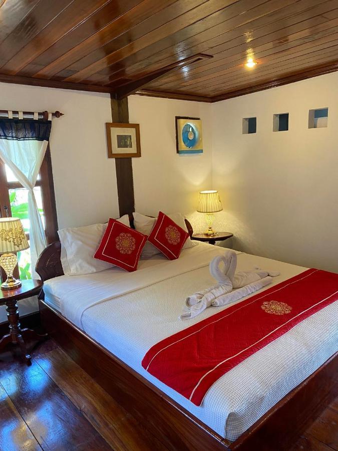 Villa Ouis Namkhan Riverside Luang Prabang Exterior photo
