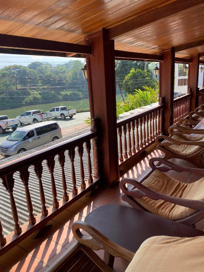 Villa Ouis Namkhan Riverside Luang Prabang Exterior photo