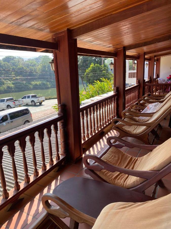 Villa Ouis Namkhan Riverside Luang Prabang Exterior photo