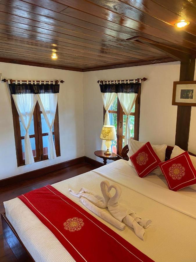 Villa Ouis Namkhan Riverside Luang Prabang Exterior photo